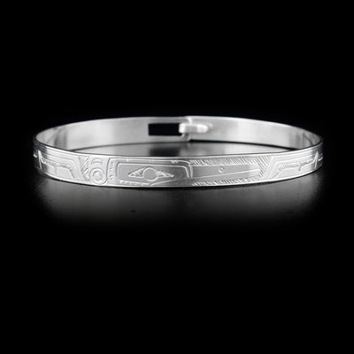 Sterling silver bracelet depicting a hummingbird.