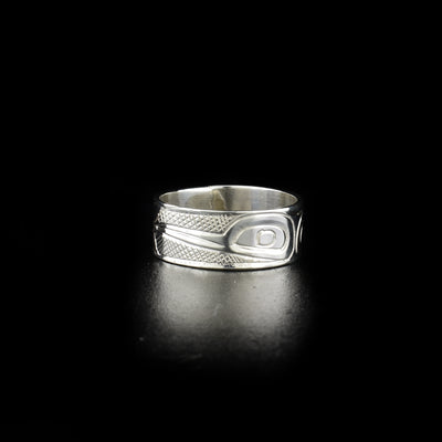 Stunning hummingbird ring hand-carved by Kwakwaka'wakw artist Norman Seaweed. Made of sterling silver. Ring has width of 0.38". Size 9.