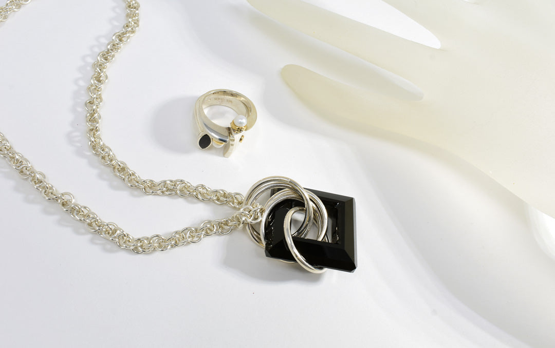 The Best Jewellery For Your Body Type and Style