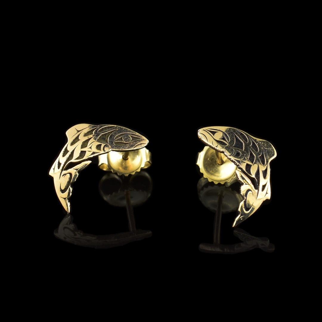 These 14k gold salmon stud earrings are carved into a shape of the salmon.