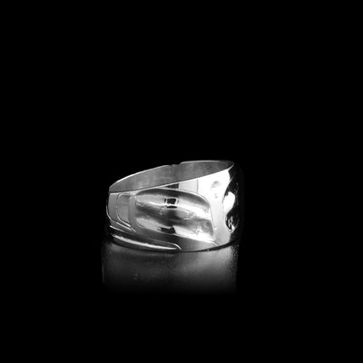 Handcarved sterling silver ring depicting the Orca. By Alvin Adkins.
