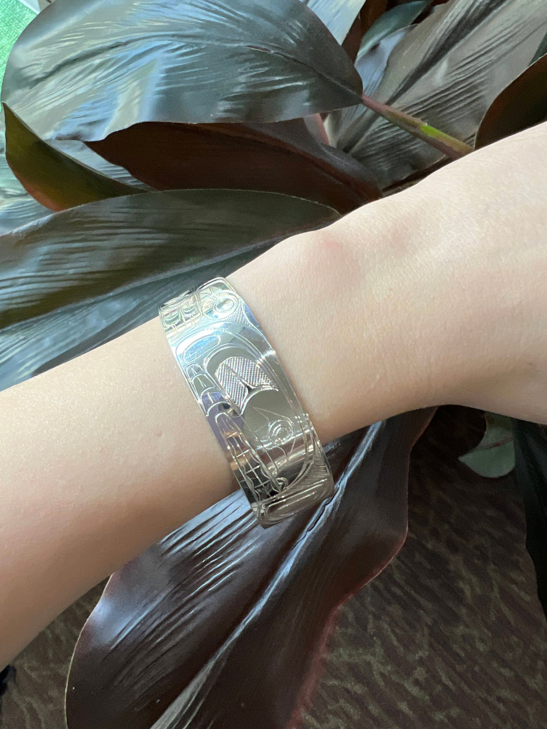 Sterling Silver 3/4" Orca Bracelet - Artina's Jewellery