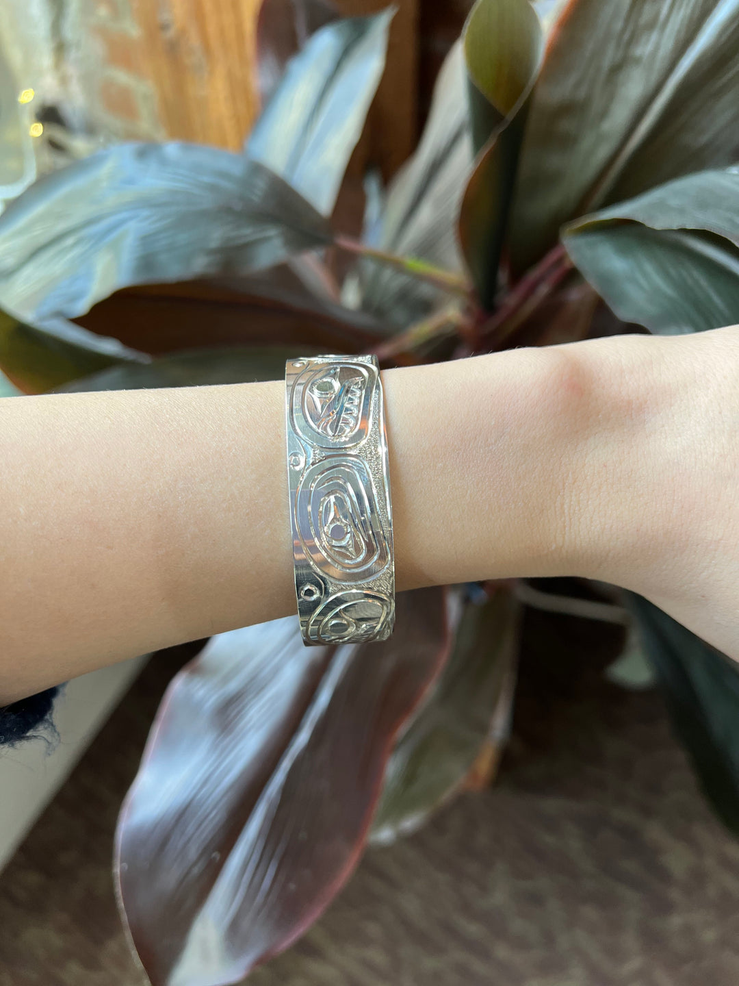 3/4" Silver Orca and Eagle Cuff - Artina's Jewellery