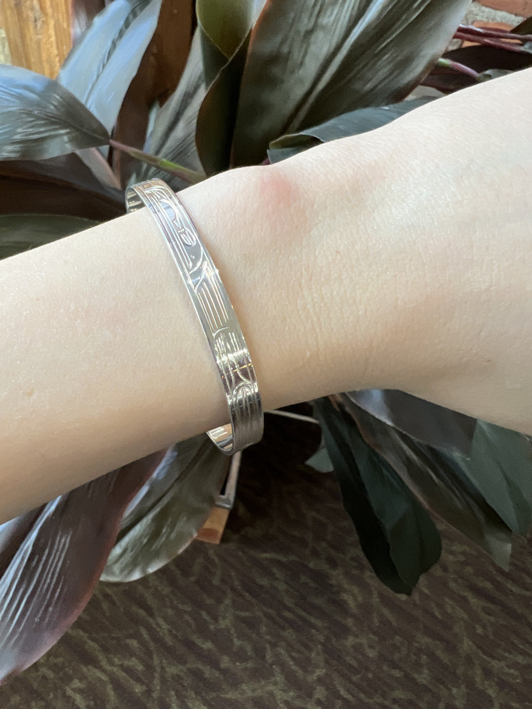 Raven Small 1/4" Silver Cuff Bracelet - Artina's Jewellery