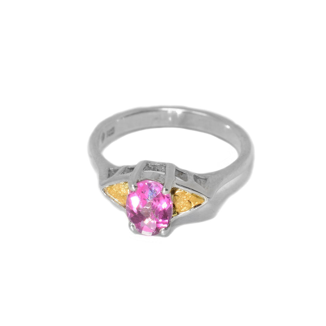 Front profile of the pink topaz ring.