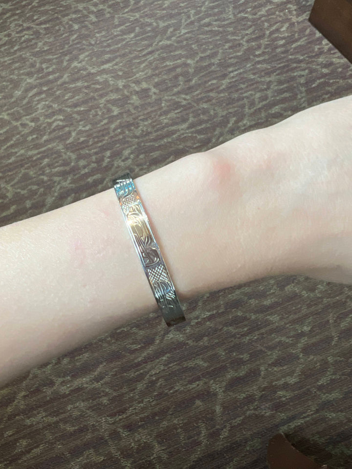 Wolf Cuff 1/4" Gold and Silver Bracelet - Artina's Jewellery