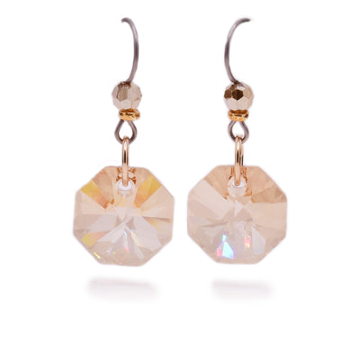 Dangle earrings made of Swarovski crystal and gold-filled wire. Titanium hooks. By Honica.