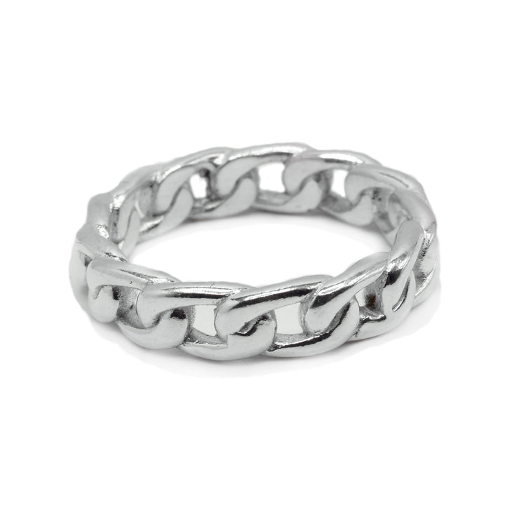 This chain ring has a silngle, sterling silver band that has been shaped to depict a chunky chain including details like gaps between the chain links.