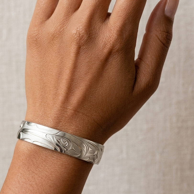 1/2" Hummingbird Sterling Silver Cuff - Artina's Jewellery