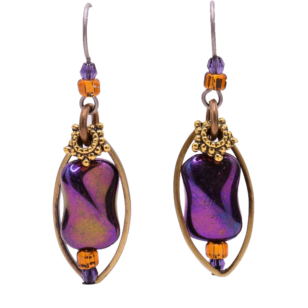 Dangle earrings made of Austrian crystal and glass. Titanium hooks. By Honica.