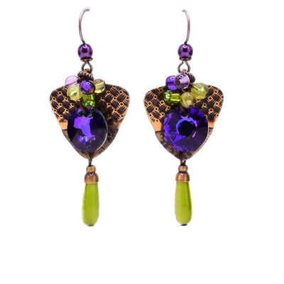 Dangle drop earrings made of Austrian crystal, amethyst, peridot, glass and brass. Titanium hooks. By Honica.