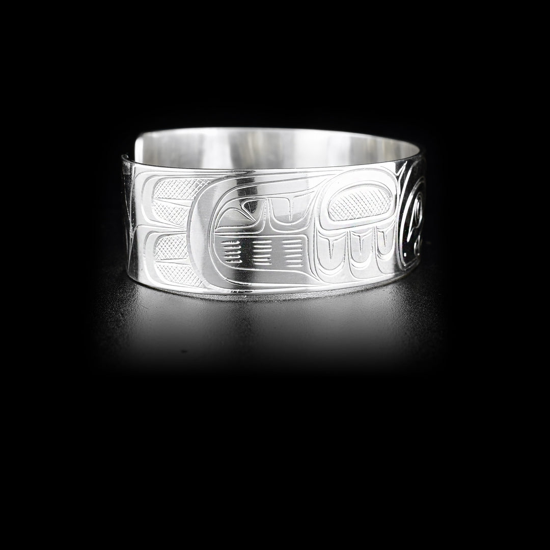 Right side of bracelet with hummingbird body.