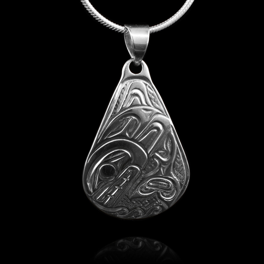 This Sterling Silver Teardrop Orca Pendant has been casted with the Orca legend.