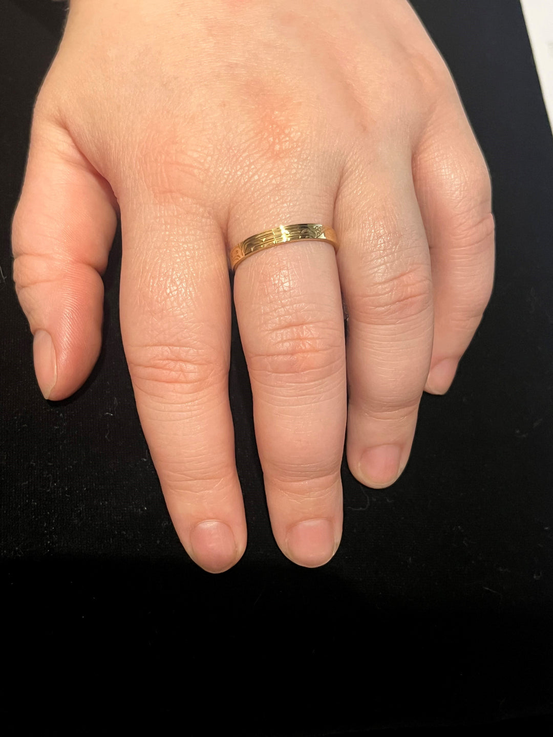 14k Gold Dainty Orca Ring - Artina's Jewellery