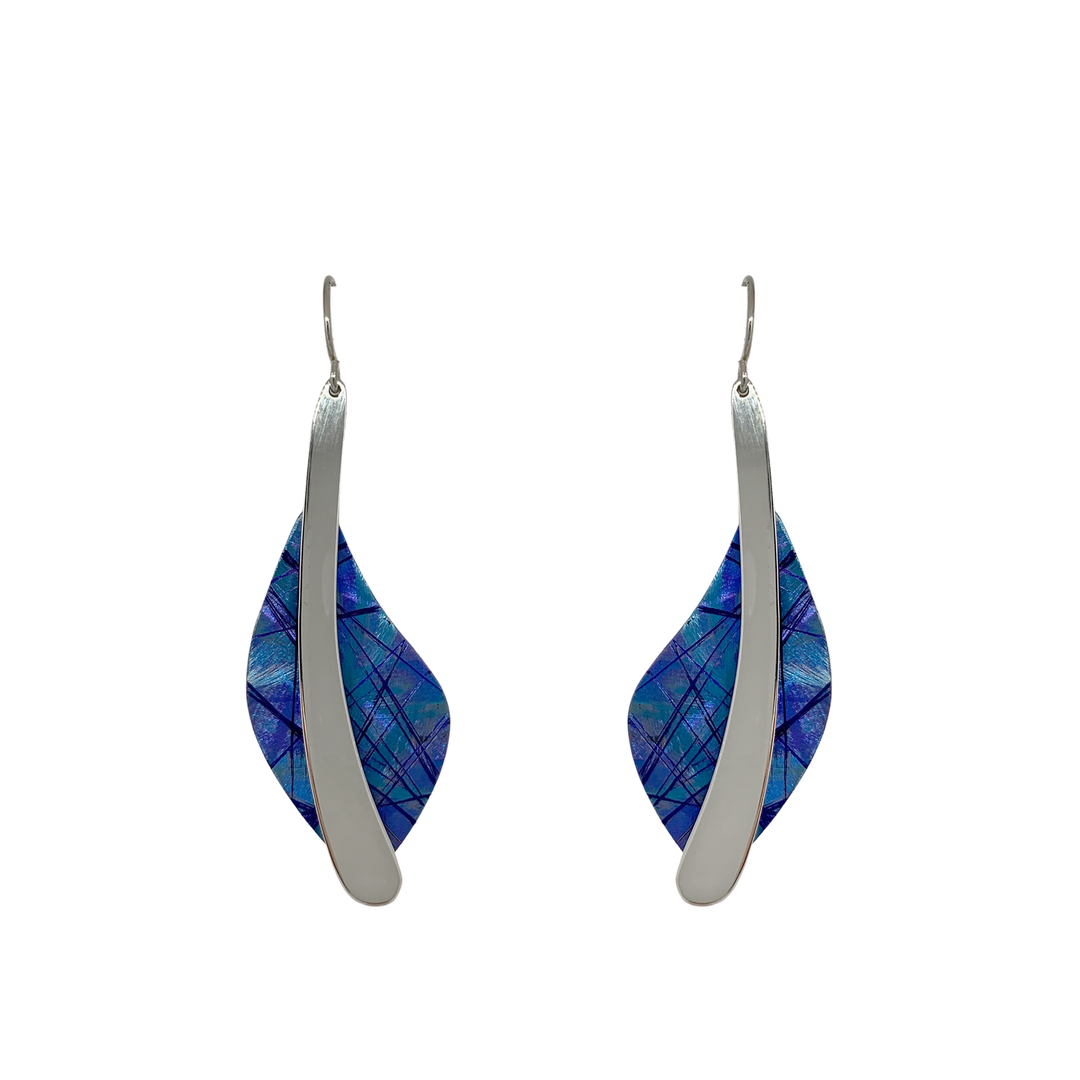 These dangling titanium earrings are made from sterling silver and anodized titanium with long feather shaped hangs. There is a silver piece in the middle with colorful, blue titanium hangs on either side.