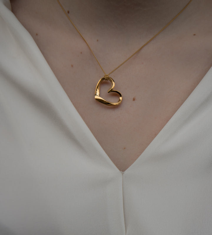 Small Open Heart Necklace - Artina's Jewellery