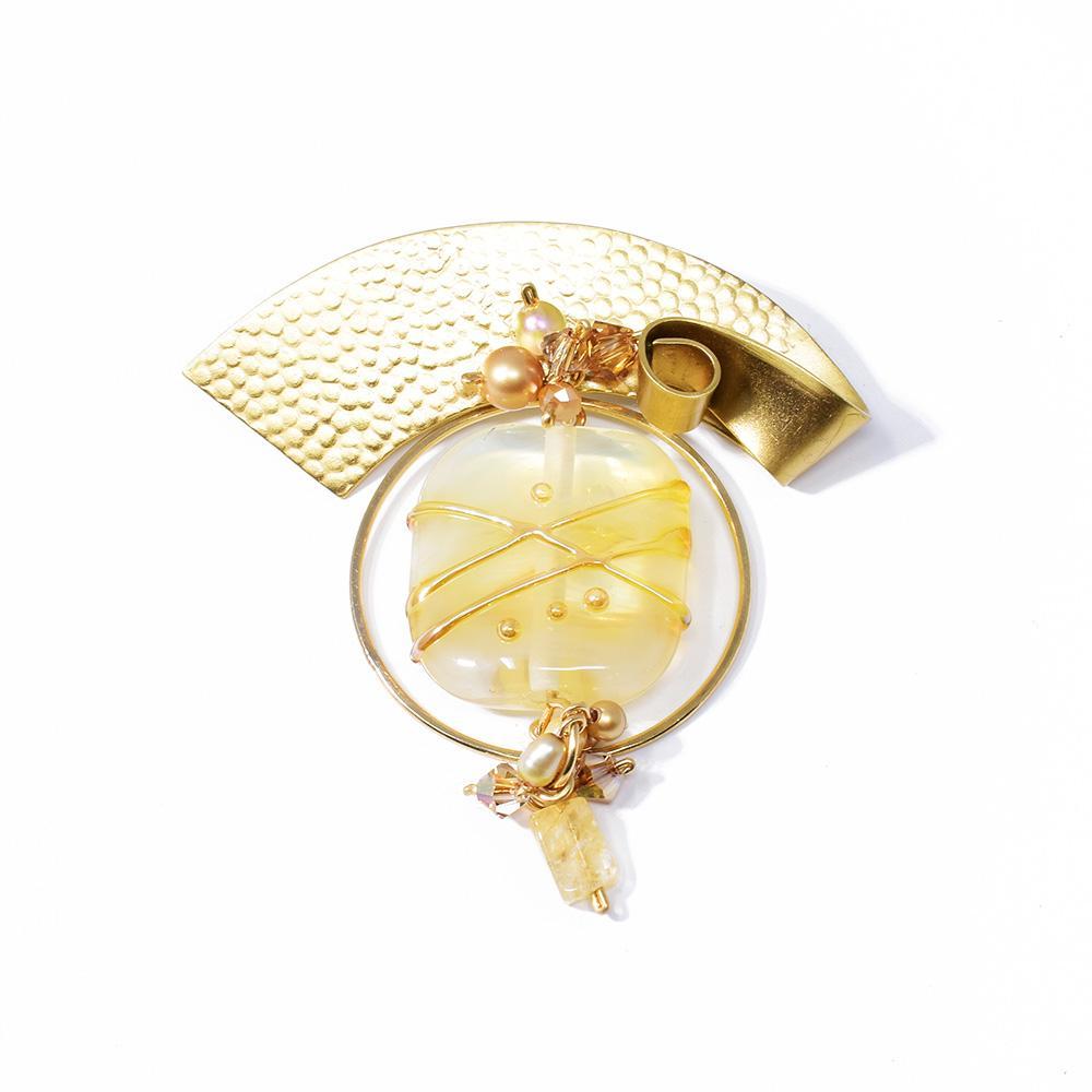 Champagne Cream Pin
