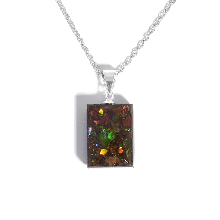 Other side of pendant.