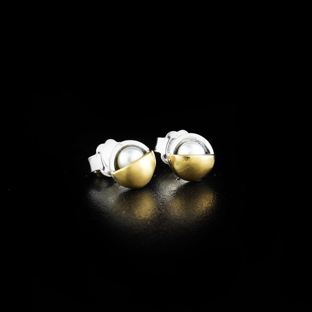 Peeking Gold Pearl Earrings Studs