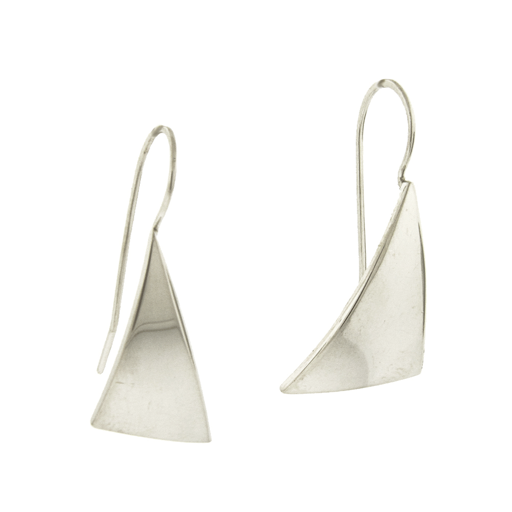 These sterling silver hanging earrings have soft, triangular hangs that resemble the sail of a sail boat.
